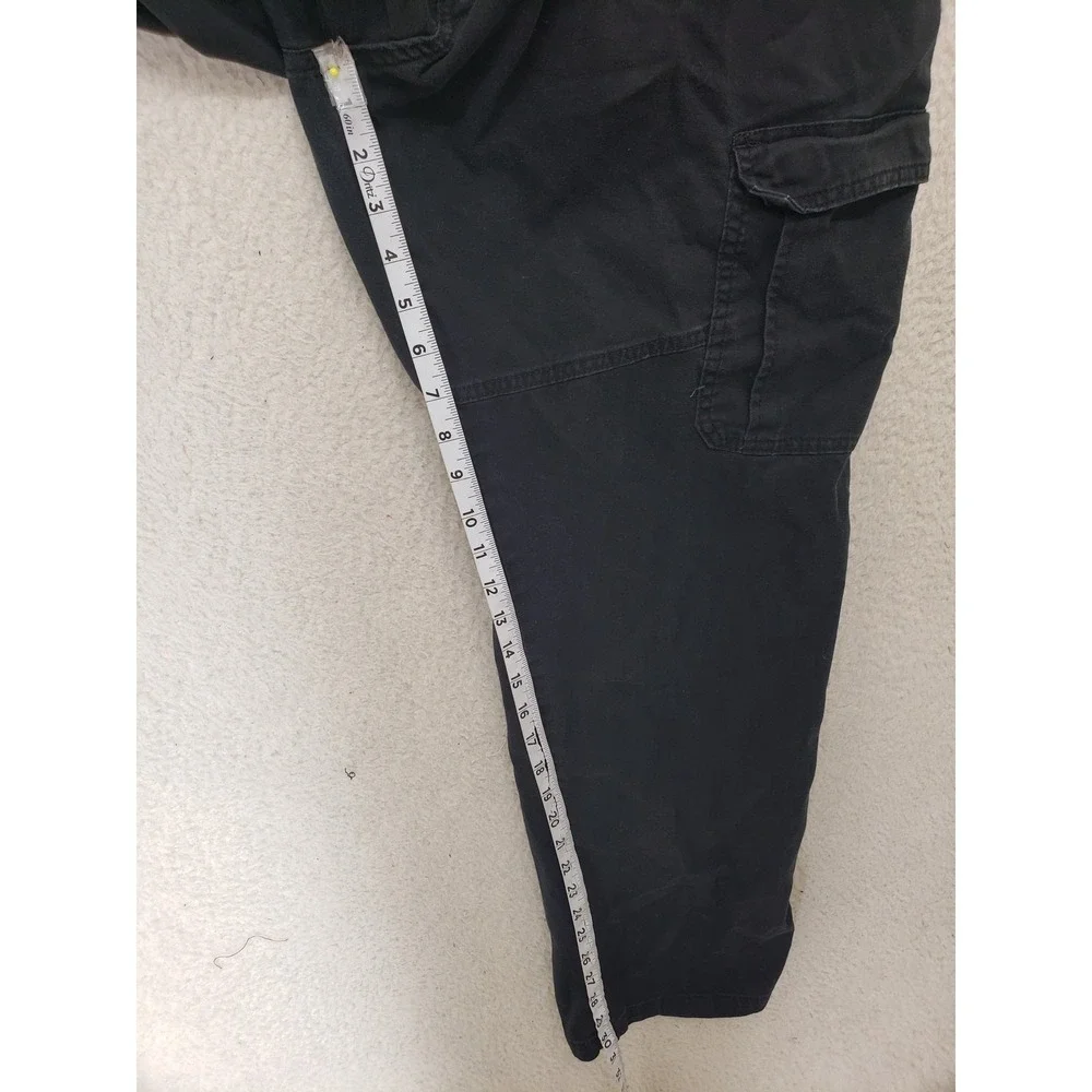 Wrangler Cargo Pants Mens 38x32 Black Relaxed Fit Utility Pocket Outdoor Comfort